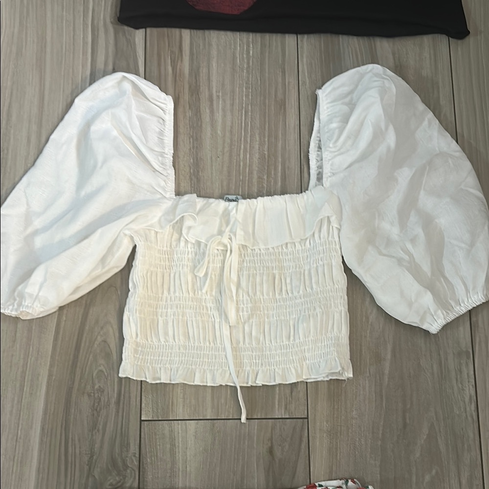 Elegant White Puff Sleeve Top
